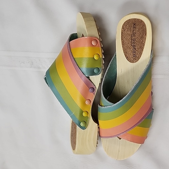 Kelsi Dagger Shoes - Kelsi Dagger wooden rainbow sandals 9